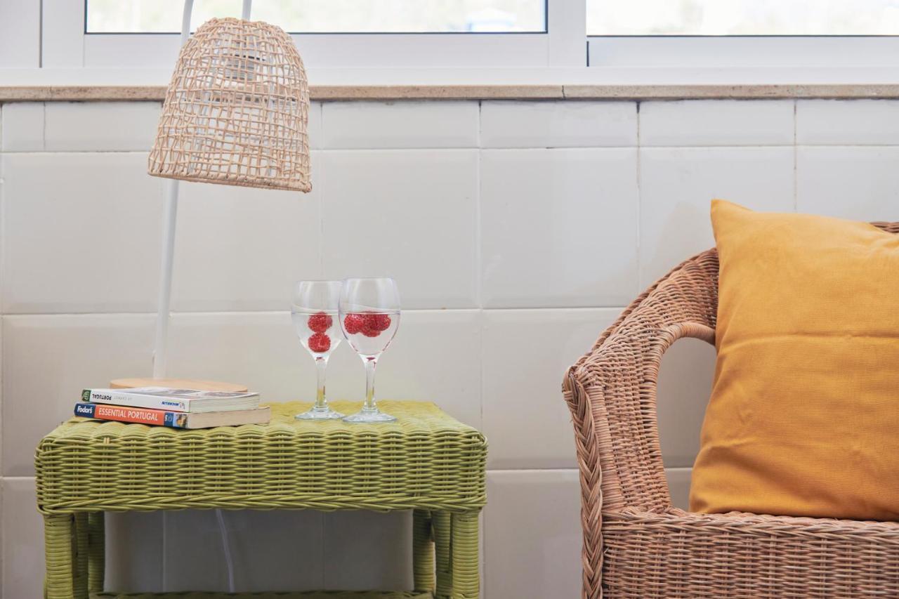 Central & Sunny 2Br Apt Near Beach, By Timecooler Setúbal Eksteriør bilde