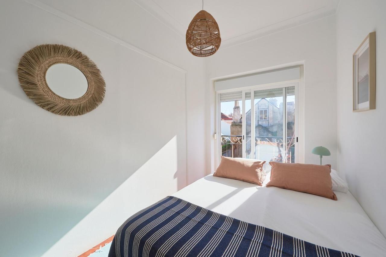 Central & Sunny 2Br Apt Near Beach, By Timecooler Setúbal Eksteriør bilde