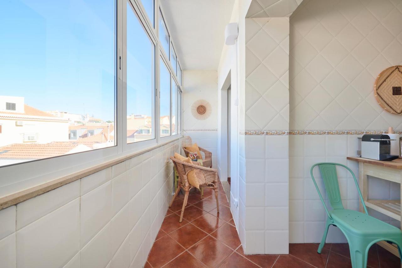 Central & Sunny 2Br Apt Near Beach, By Timecooler Setúbal Eksteriør bilde